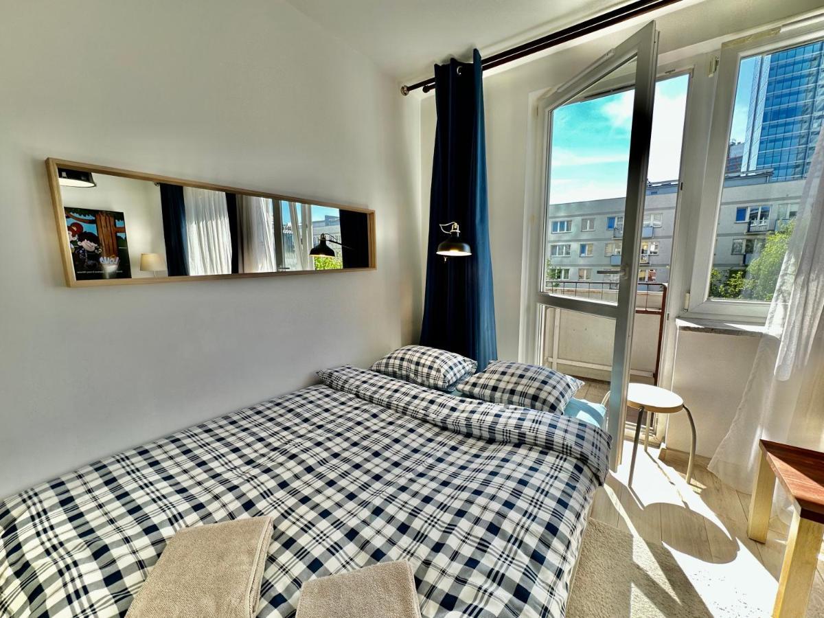 Neon 2 - Fast Wifi 70'Tv Netflix Hbo Max Appletv+ Apartment Warsawa Bagian luar foto