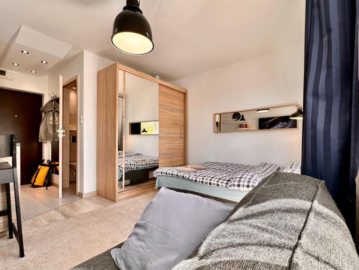 Neon 2 - Fast Wifi 70'Tv Netflix Hbo Max Appletv+ Apartment Warsawa Bagian luar foto