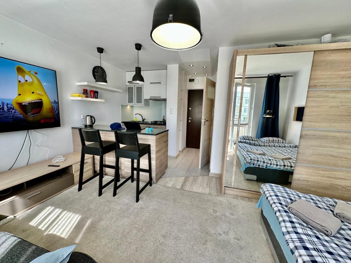 Neon 2 - Fast Wifi 70'Tv Netflix Hbo Max Appletv+ Apartment Warsawa Bagian luar foto
